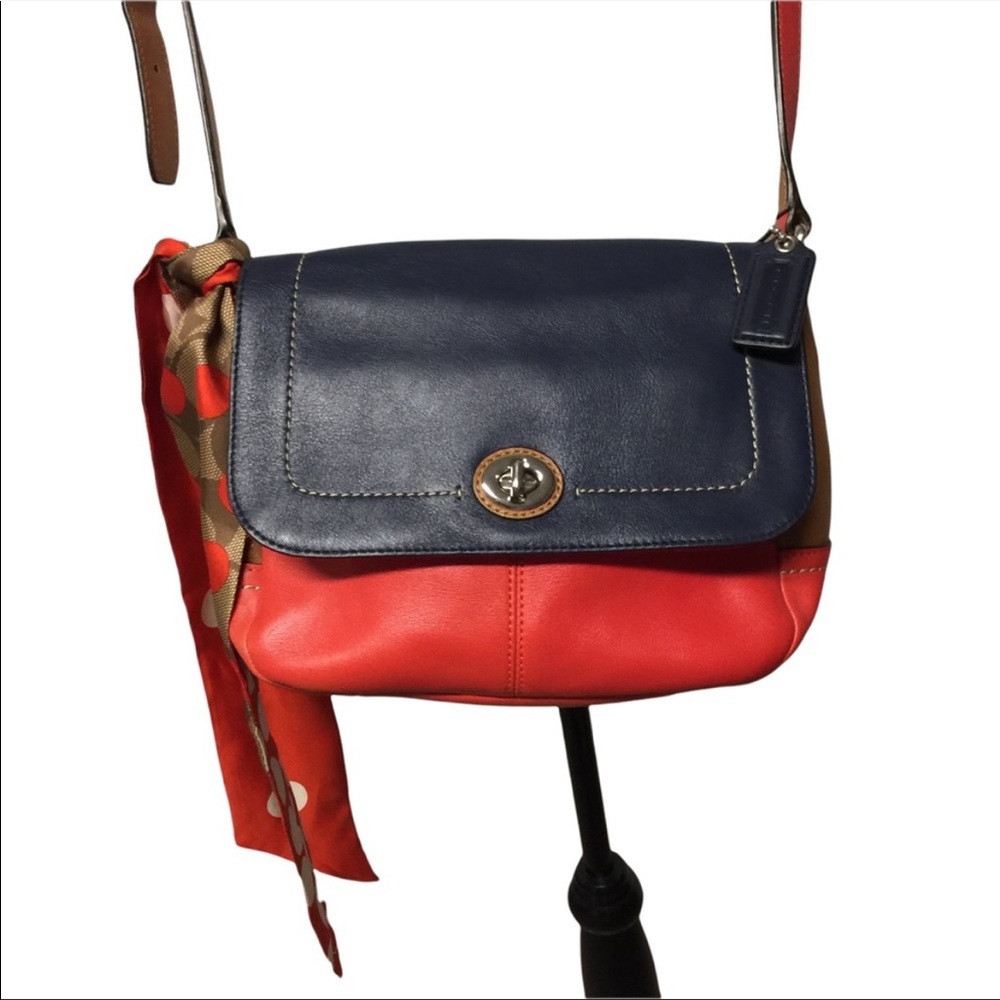 Coach swing pack